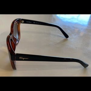 Ferragamo tortoiseshell women’s sunglasses